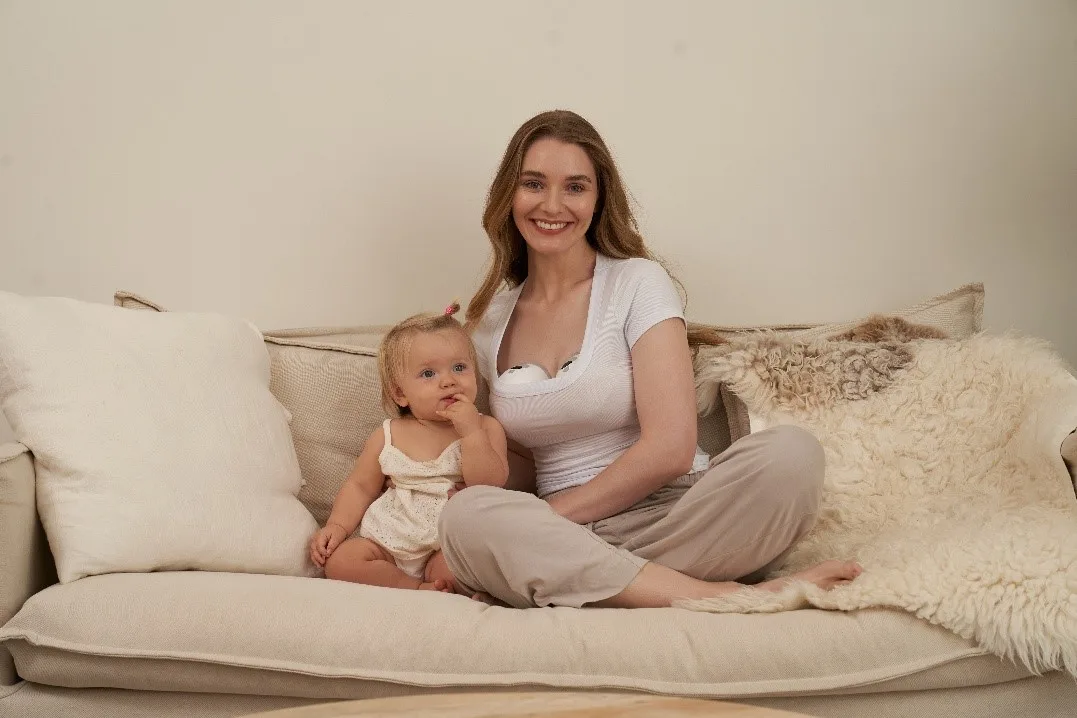 Momcozy